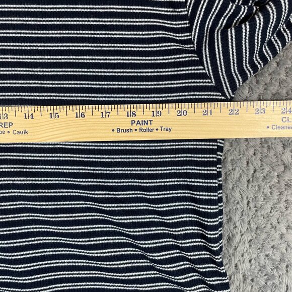 Hollister Women's Must Have Collection Striped Hoodie Cropped Size Small Preppy - Picture 9 of 10